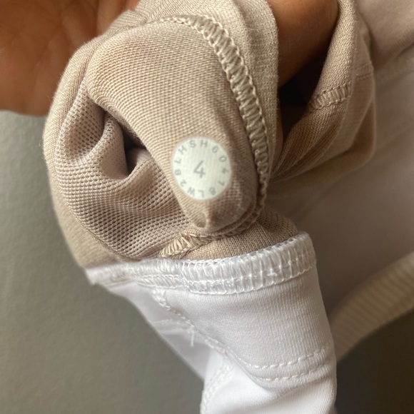 Lululemon Kick Swerve Bra Texture Size 4 - Picture 4 of 6